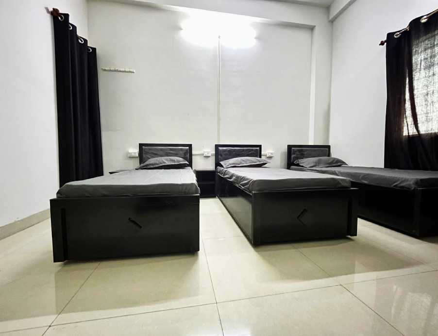 Studio for Boys in Sukhliya Indore Rs.5000 - Say No to PG Accommodation