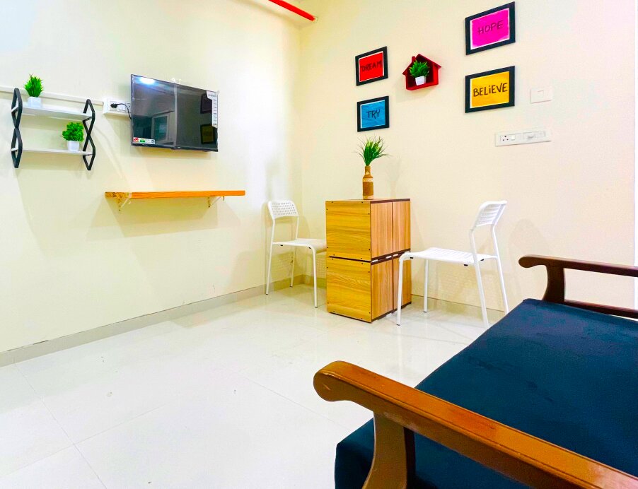 1.5 BHK for Boys in Dahisar East Mumbai Rs.14000 - Say No to PG Accommodation